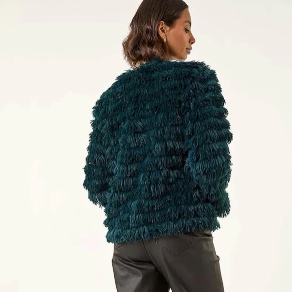 She + Sky Teal Faux Fur Fluffy Layered Jacket Size Medium NWOT